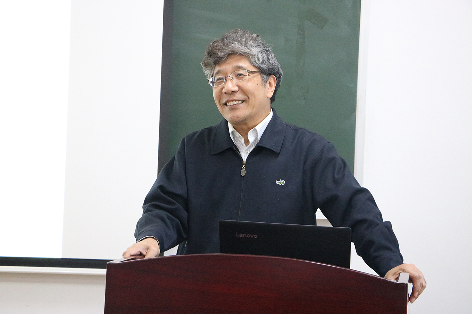 b5b6ac070aa345c2bd5a6d34dc1399eb.jpg W2.jpg